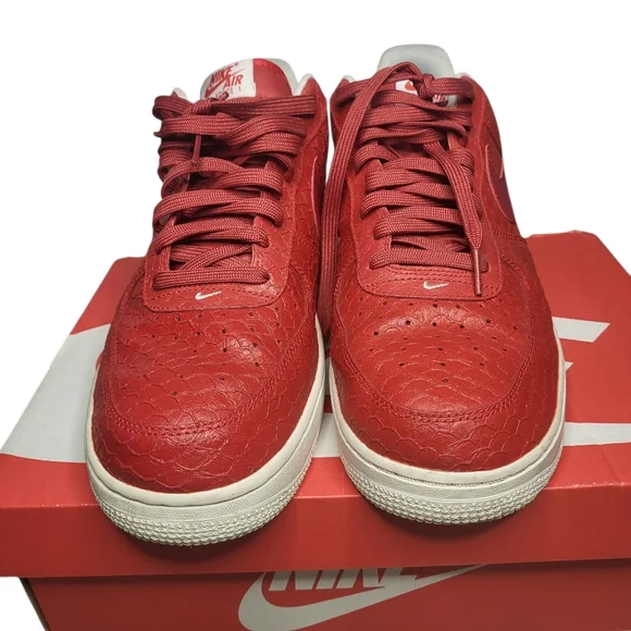 Nike Air Force 1 Low '07 LV8 "Red Croc" - Picture 2 of 7